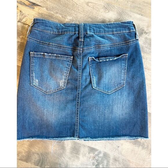 Altar'd State Button-Fly Denim Mini Skirt - Size XS - Picture 4 of 4